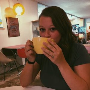 Meet your Posher, Mackenzie